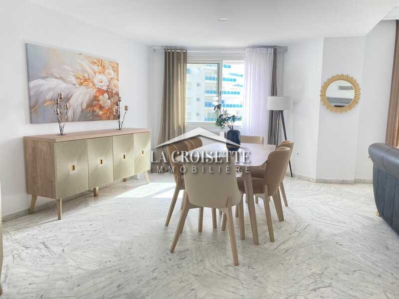 Appartement S+3 avec chambre de service aux Berges du Lac 2